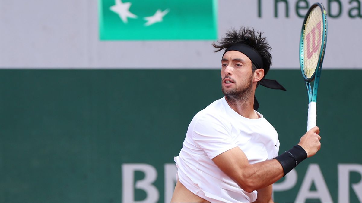 Another Argentine tennis coup: he debuted against a top ten player, beat him and qualified for the quarterfinals in Bastad