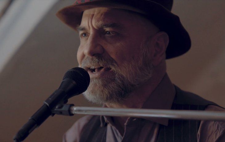 Murió Alejandro Bettinotti, autor de una obra que fusiona el tango, el rock y la poesía urbana