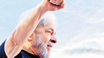 LÍDER. El expresidente Luiz Inácio Lula da Silva encabeza los sondeos electorales de cara a las elecciones del año que viene, al mismo tiempo que es una de las figuras políticas que acumula más rechazo.&nbsp;