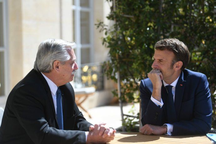 Alberto Fernández se reunió con su par francés, Emmanuel Macron. 