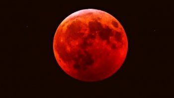 Luna rojiza este domingo.&nbsp;