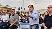 santiago maggiotti y sergio massa entregaron viviendas en posadas