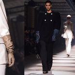 Los guantes largos de cuero van a ser el ícono de la temporada. Los guantes largos de cuero van a ser el ícono de la temporada.