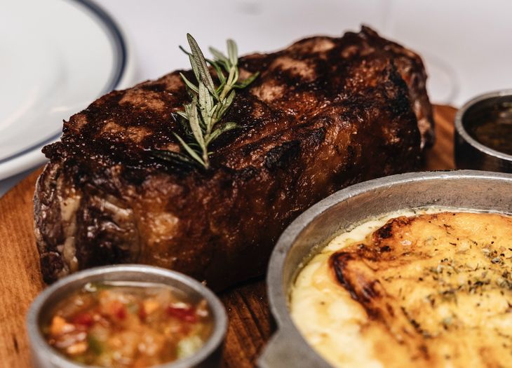 Dirección: Humboldt 1892; Bulnes 2593, Palermo. Dirección: Humboldt 1892; Bulnes 2593, Palermo.