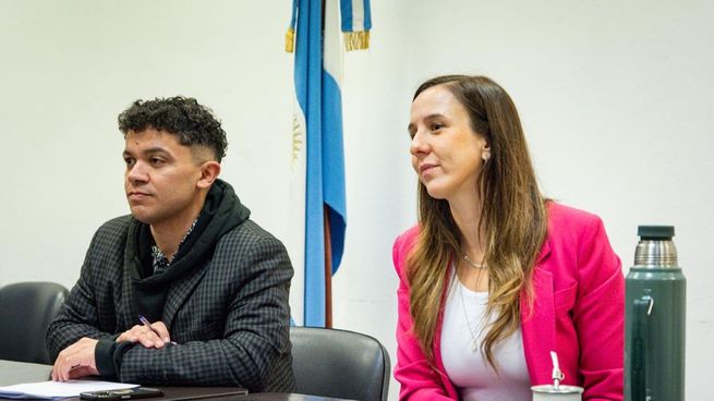 En su exposición en el recinto, Iañez señaló que el delito juvenil representa el 2,2% del total en la provincia, una proporción significativamente menor a la de los delitos cometidos por adultos.&nbsp;