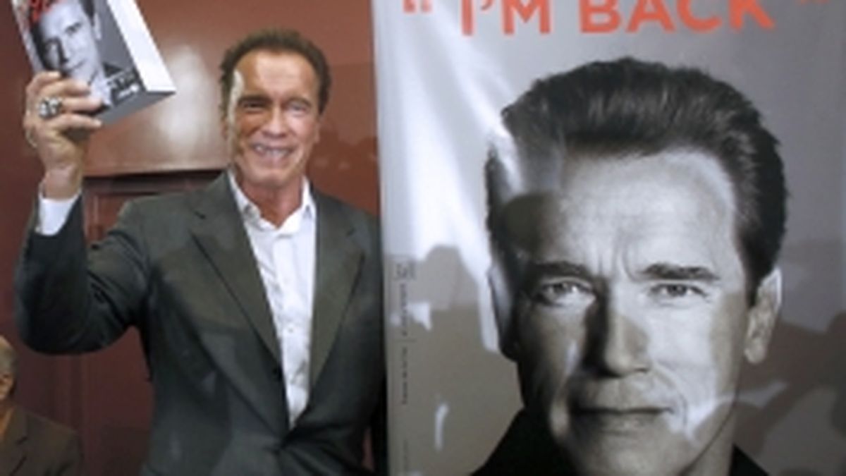 Libro de Schwarzenegger, fiasco de ventas