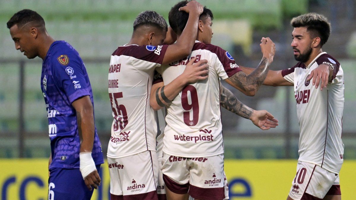 Lanús won in Venezuela and leads his group
