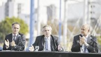 anuncios. Junto a Gabriel Katopodis, Alberto Fernández aprovechó la visita a Omar Perotti para hacer una serie de anuncios entre el que estuvo el intento de reeditar una reforma judicial para cargos contra el narcotráfico.