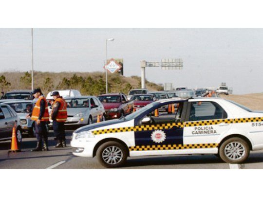 Furia. Una treintena de conductores de Santiago del Estero denunció que en menos de una hora recibieron multas por $7 mil por exceso de velocidad en el tramo cordobés de esa ruta nacional labradas por la Caminera.