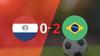 solido triunfo de brasil en casa de paraguay por 2 a 0