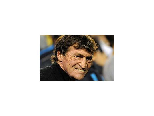Falcioni seguirá al frente del primer equipo de Boca.