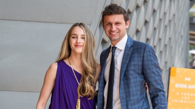 Paula Albarrán junto a Arturo Elías Slim, su flamante esposo.