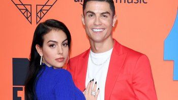 cristiano ronaldo anuncio que sera otra vez papa de gemelos