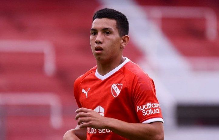 El FC Dallas pidió 11.800.000 dólares por el 85% del pase del exfutbolista de Independiente. El FC Dallas pidió 11.800.000 dólares por el 85% del pase del exfutbolista de Independiente.