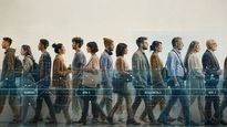Hoy conviven cinco generaciones codo a codo en el trabajo, por primera vez en la historia