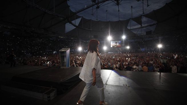 Cristina Kirchner durante el acto en La Plata.