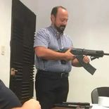 En 2024, Diego Hernán Dirisio, fue detenido en Córdoba acusado de proveer de armas al Comando Vermelho. En 2024, Diego Hernán Dirisio, fue detenido en Córdoba acusado de proveer de armas al Comando Vermelho.