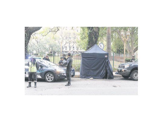 Durante la tade de ayer recreaban el accidente para resolver qué fue lo que pasó. La mujer entró en shock y fue internada en un instituto psiquiátrico.