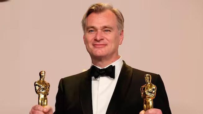 Christopher Nolan saltó a la fama con la independiente e impar “Memento”, con Guy Pierce t escaló en el mainstream hasta consagrarse con la trilogía de “El caballero de la noche”.&nbsp;