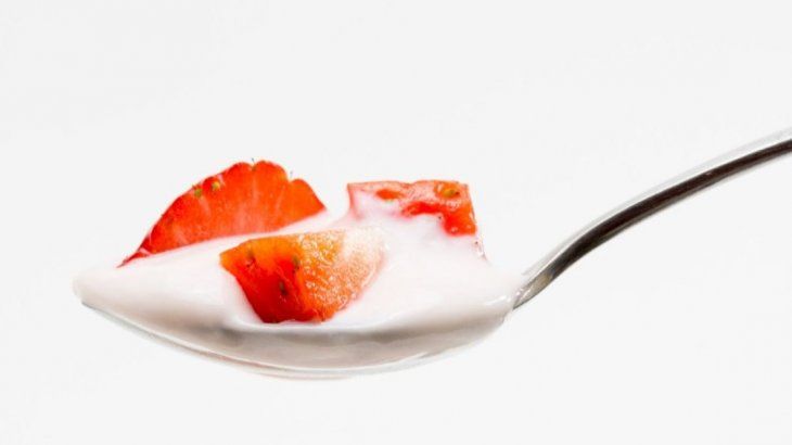 El yogur, entre los alimentos aconsejados para mantener las defensas altas. 