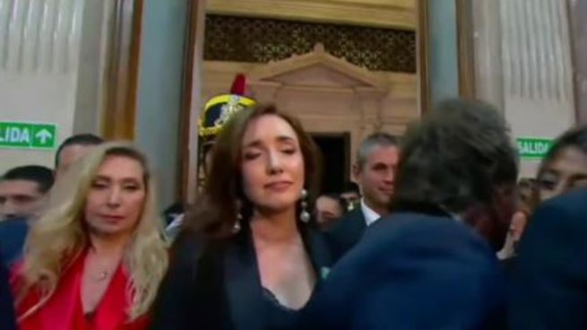 El empujón de Villarruel a Karina Milei.&nbsp;