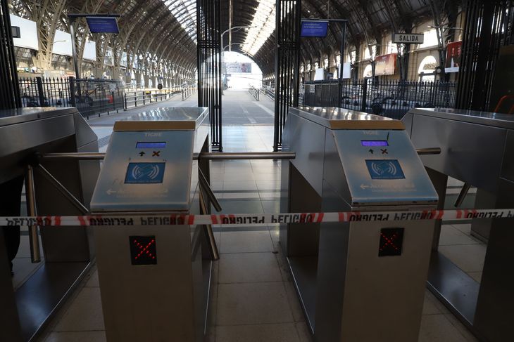 Total compliance is expected from train workers. Total compliance is expected from train workers.
