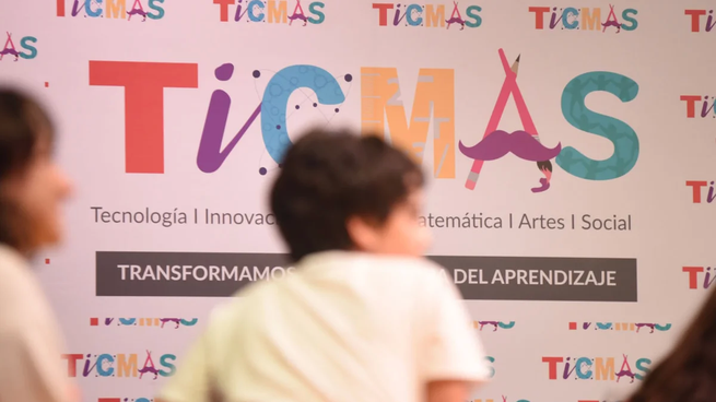 Ticmas, la empresa que nació con el propósito de ayudar a la comunidad educativa, recibió un reconocimiento internacional.