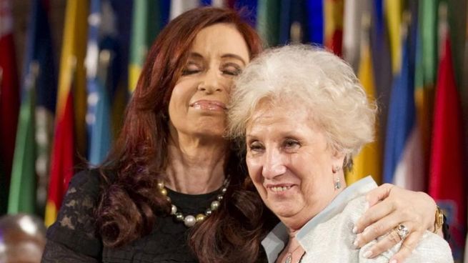 Cristina Kirchner y Estela de Carlotto.&nbsp;