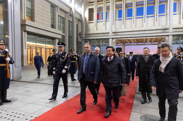 Orsi llegó a China con una nutrida delegación, entre empresarios, académicos y autoridades. Orsi llegó a China con una nutrida delegación, entre empresarios, académicos y autoridades.