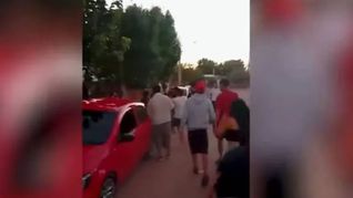 pelea a la salida de un boliche: batalla campal entre adolescentes en rincon de los sauces pelea a la salida de un boliche: batalla campal entre adolescentes en rincon de los sauces