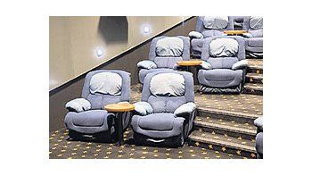 ámbito.com | Una sala«GoldClass» deVillage enNuevaZelanda.El modeloseráaplicadopor esacadena enRecoleta,pero antespor APSA,en PatioBullrich.