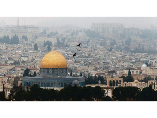 CONFLICTO. Dos tercios del parlamento israelí deberán aprobar la cesión de partes de Jerusalén a los palestinos si algún día hay acuerdo de paz.