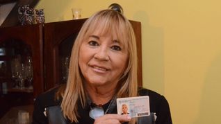 alicia reynoso, la primera veterana en tener el dni con la leyenda heroina de guerra de malvinas