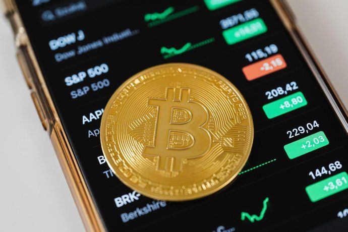 Bitcoin retrocedía alrededor de un 1% hasta los u$s90.967 en el arranque de este viernes. Bitcoin retrocedía alrededor de un 1% hasta los u$s90.967 en el arranque de este viernes.