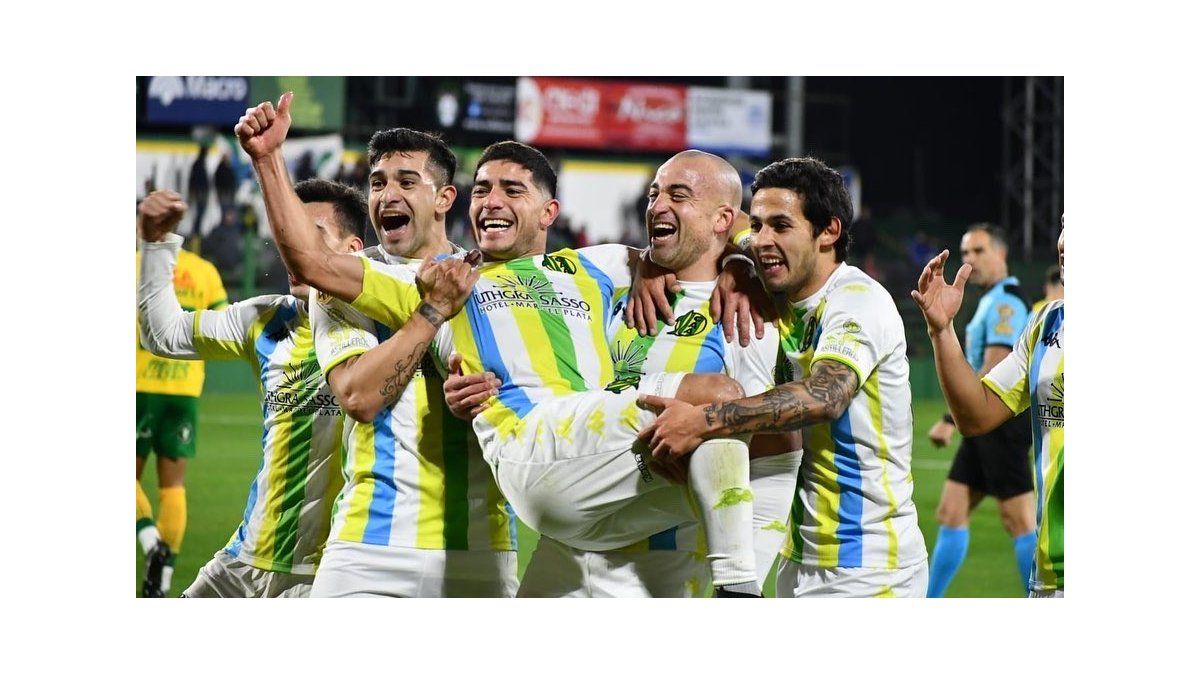 Aldosivi turned it over to Vélez and he is excited
