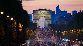 Revive el clima deportivo en París con los Juegos Paralímpicos.