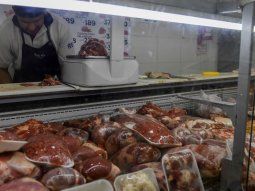 Según el Isepci en abril el kilogramo de asado llegó a los $620, la nalga para milanesas a $690, Paleta $580, carne picada $450, y la carnaza a $500.