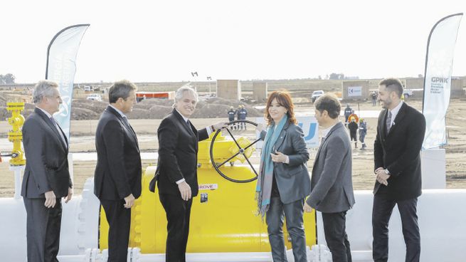 Unidad. El oficialismo lanzó la obra emblema de su gestión.