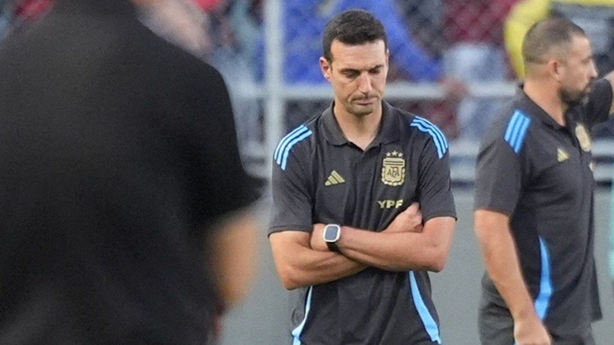 Lionel Scaloni will have to put together a puzzle to define the team that will face Peru