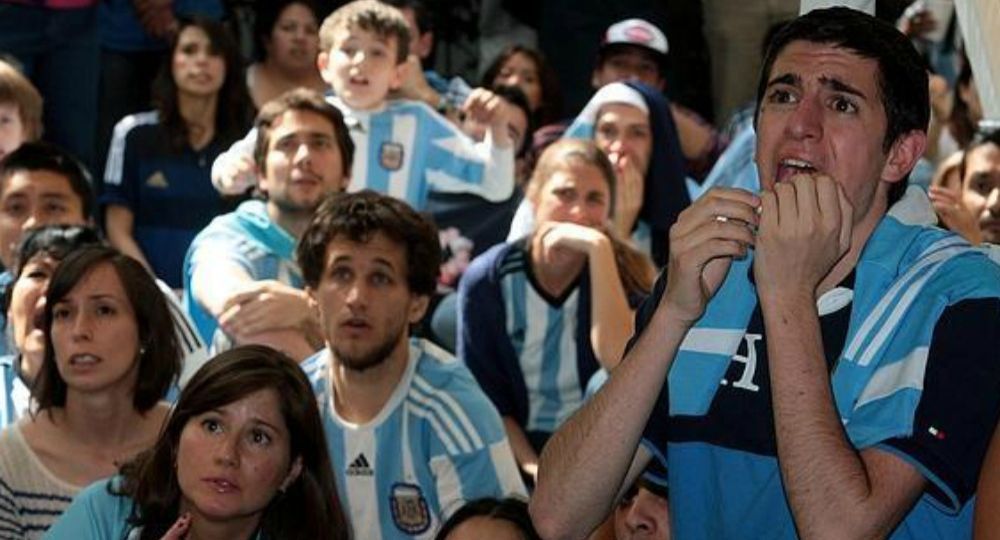La argentina subió 4 puestos y se ubica dentro del top 50 de países más felices del mundo. La argentina subió 4 puestos y se ubica dentro del top 50 de países más felices del mundo.