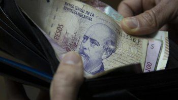 Hoy nuestro país presenta una economía paralizada, una crisis alimentaria aguda, un desempleo superior al 10% como piso, y además la mayoría de los trabajadores y trabajadoras que tiene trabajo, no sólo no ahorran, sino que no llegan a fin de mes y se encuentran crecientemente endeudados.