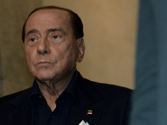 El exprimer ministro de Italia Silvio Berlusconi estuvo delicado durante su internación por coronavirus.