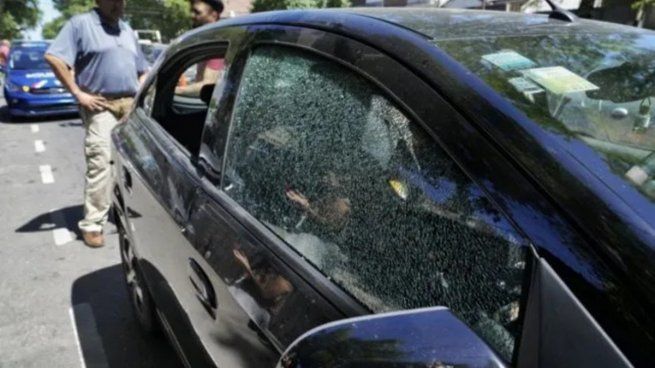 Así quedó el auto en el que viajaba la prima de Antonela Roccuzzo