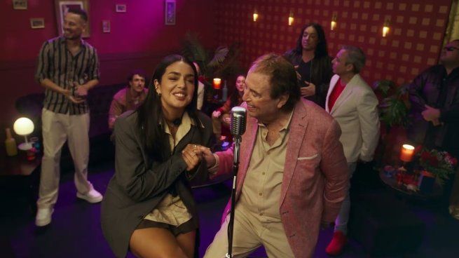 Angela Leiva junto a Dyango.
