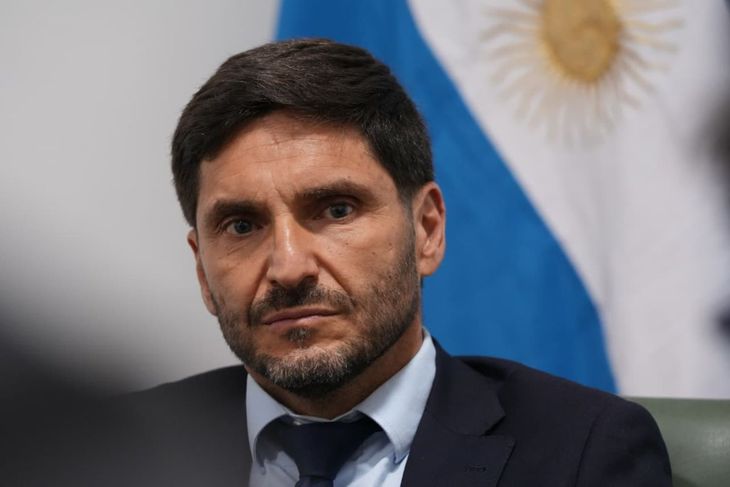 Maximiliano Pullaro anticipó que todavía no traerá al país los u$s800 millones de deuda captados en EEUU.