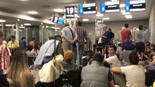 Caos en Aeroparque por cancelaciones.