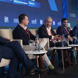 En la Argentina, ya se abrieron más de 27 millones de cuentas comitentes, según las estimaciones. En la Argentina, ya se abrieron más de 27 millones de cuentas comitentes, según las estimaciones.