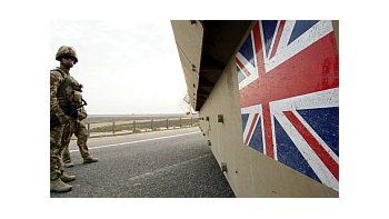 El gobierno británico no reducirá los soldados del ejército en las Islas.