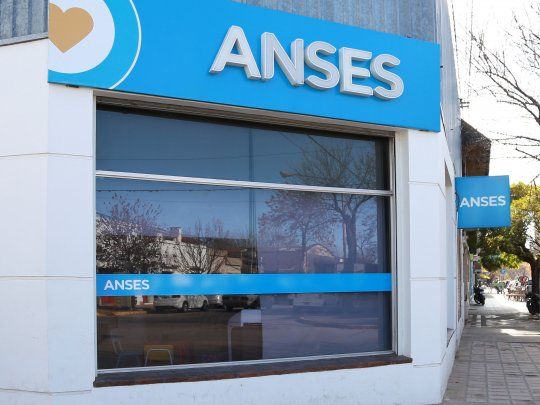 Bono De $20.000: Quiénes Cobran El Beneficio De Anses