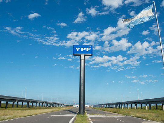 La petrolera YPF fijó el 12 de febrero como fecha máxima para la liquidación del canje y emisión de los nuevos títulos.